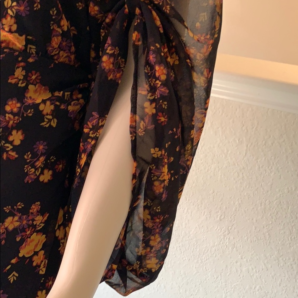 Dress - Picture 6 of 12